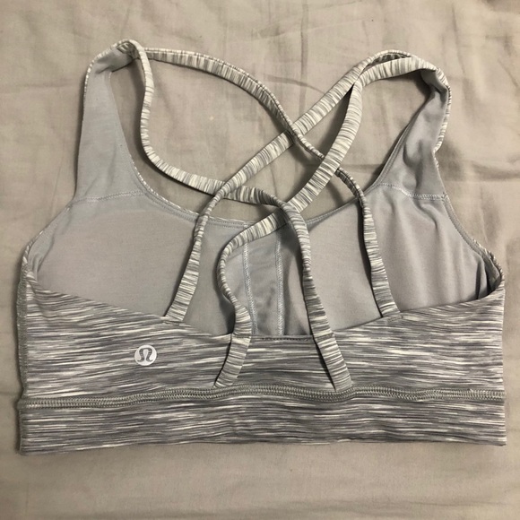 Lululemon women’s grey align free to be sports bra - Picture 3 of 3